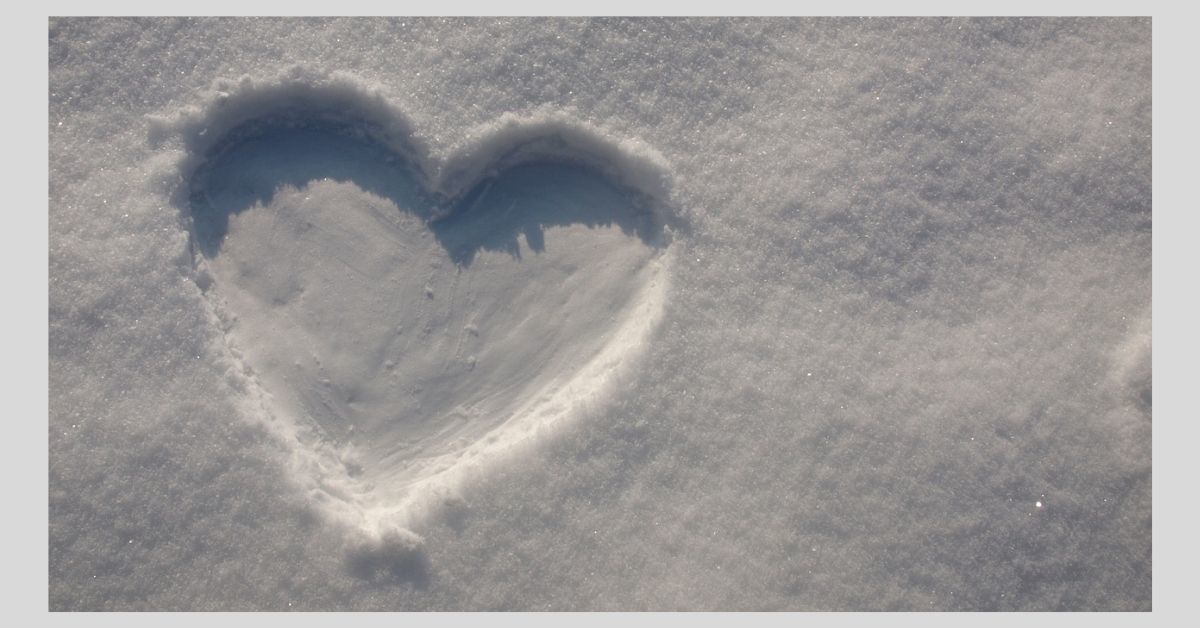 snow heart.jpg